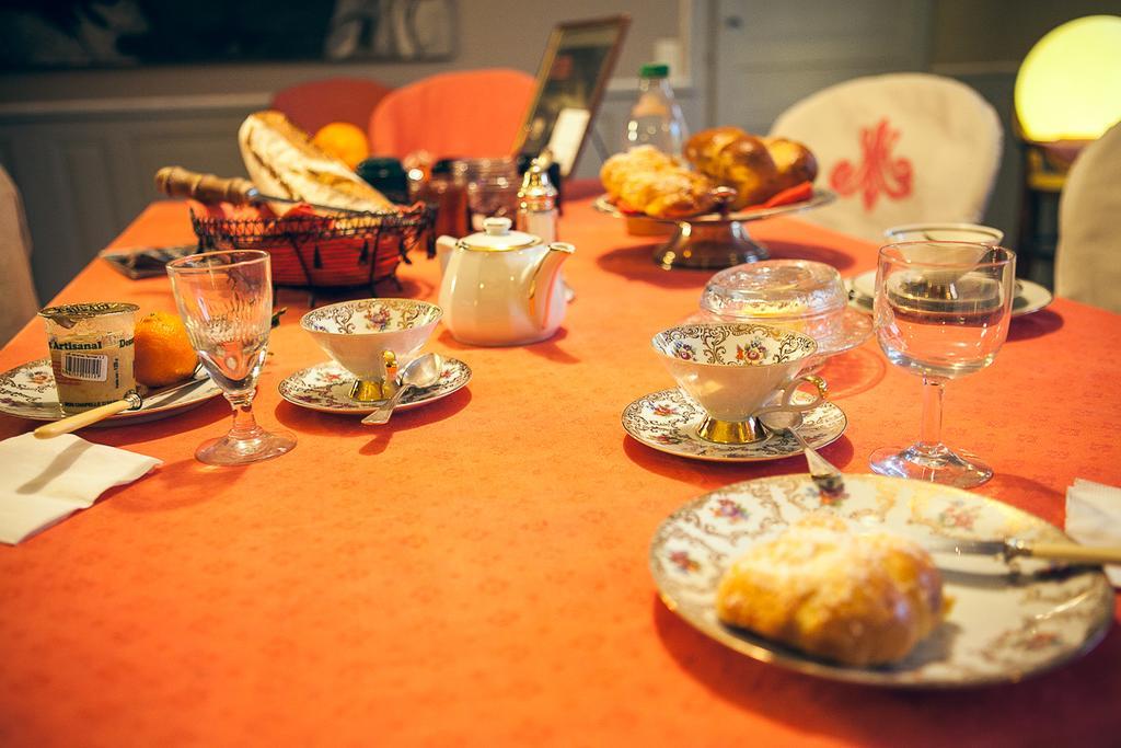 Bed and Breakfast L'Atelier Du Peintre Ornans Esterno foto